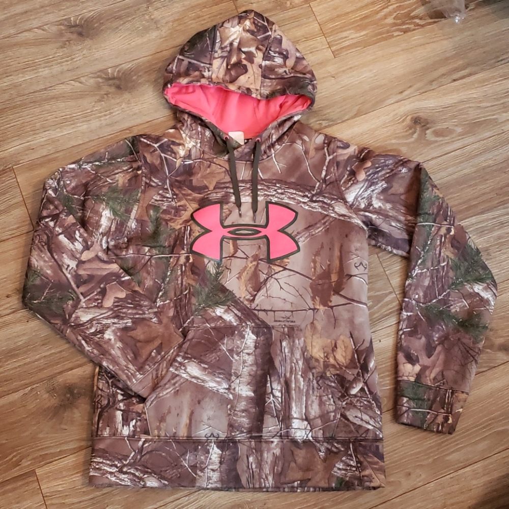 Camo under armour hoodie